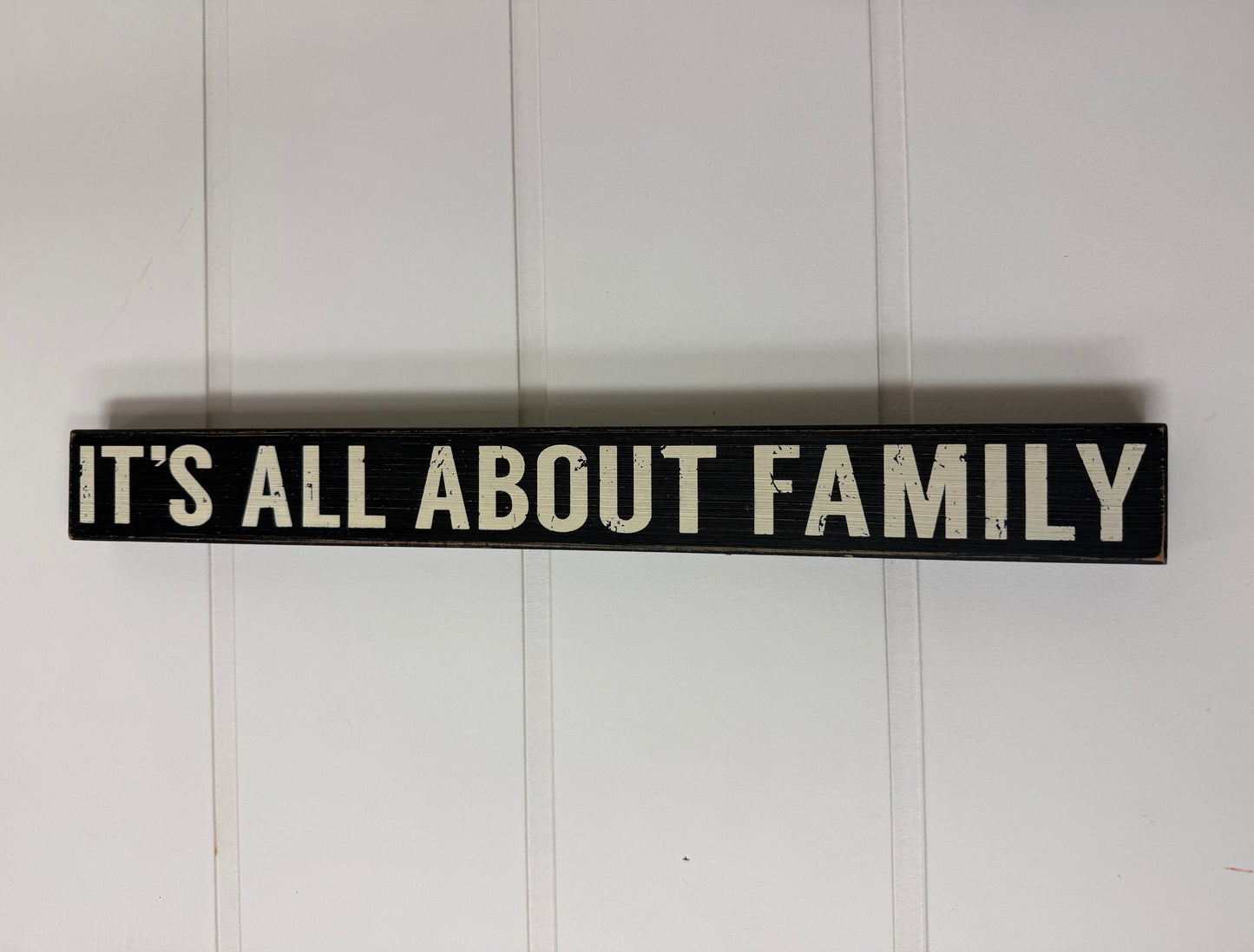 It’s all about family table decor
