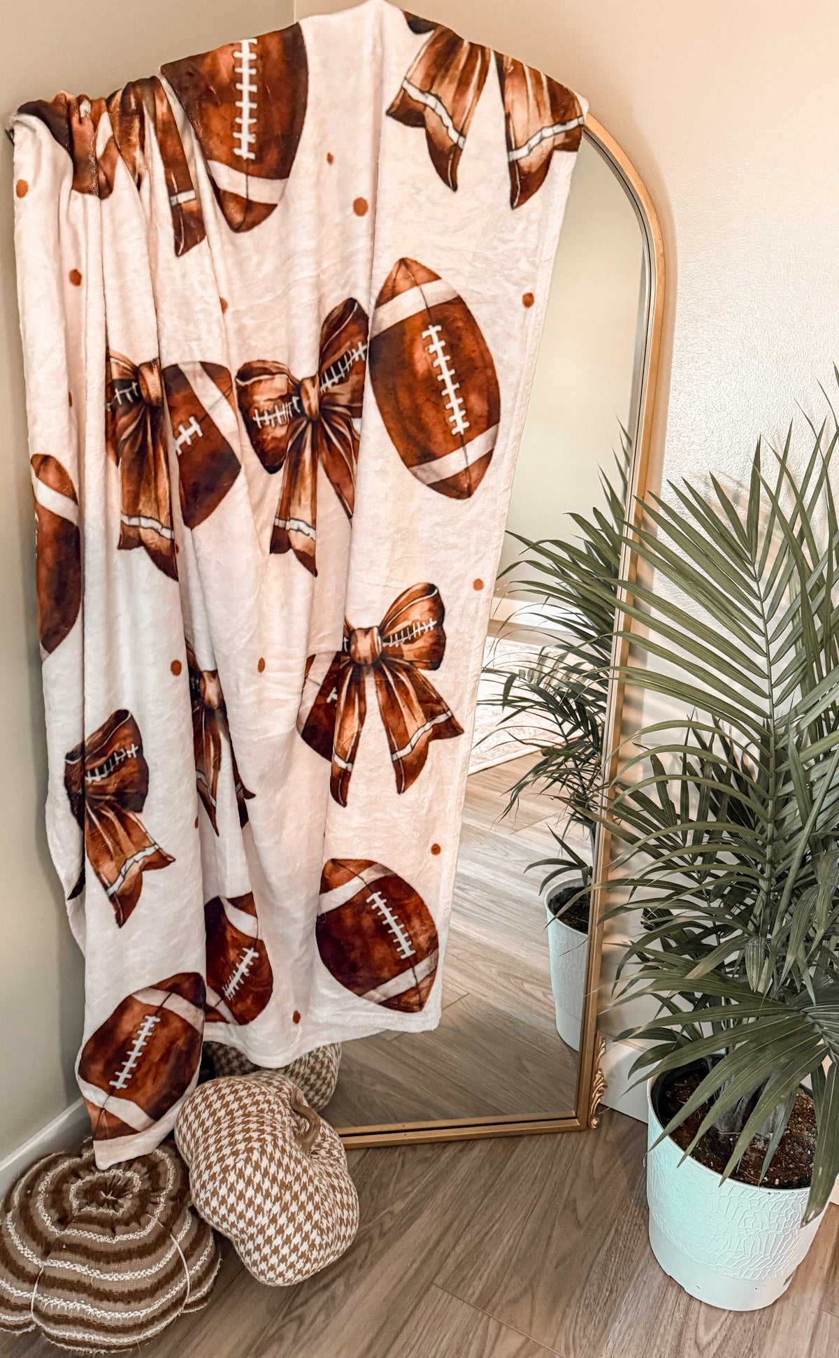 Football Bow and polka throw πβ¨
