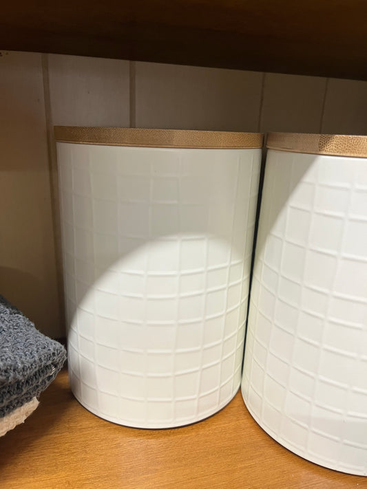 Storage tin