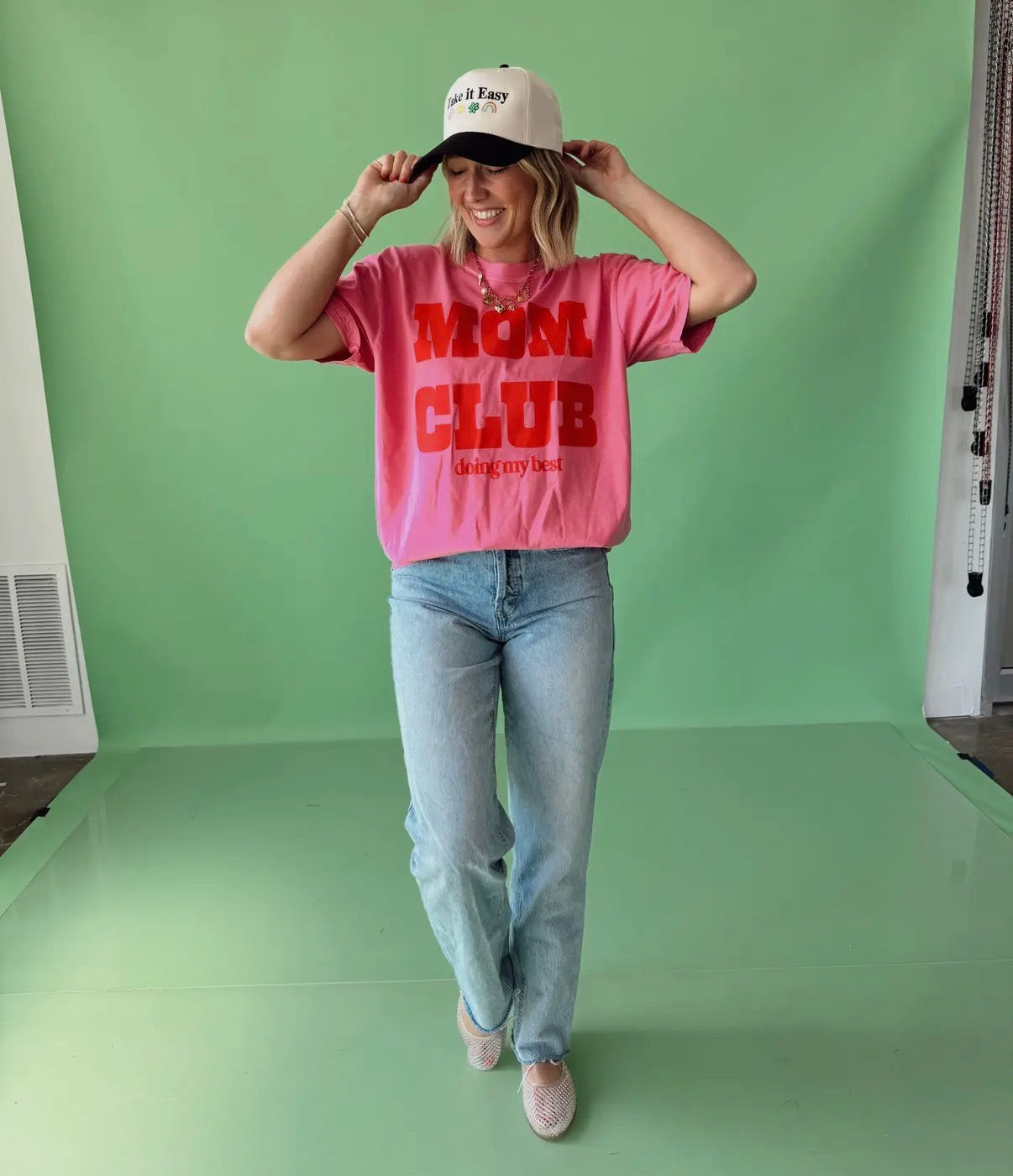MOM club tee