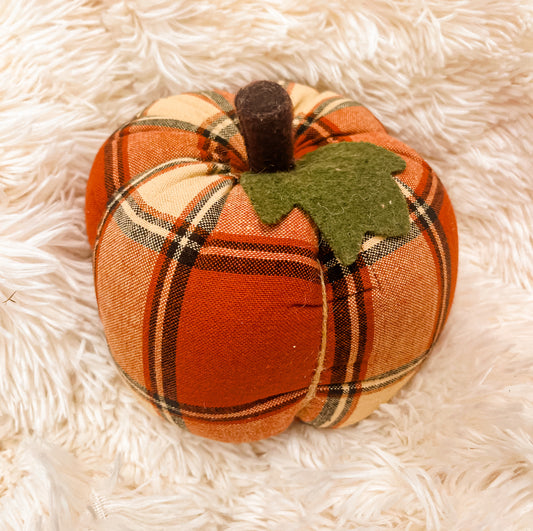 Plaid Pumpkins