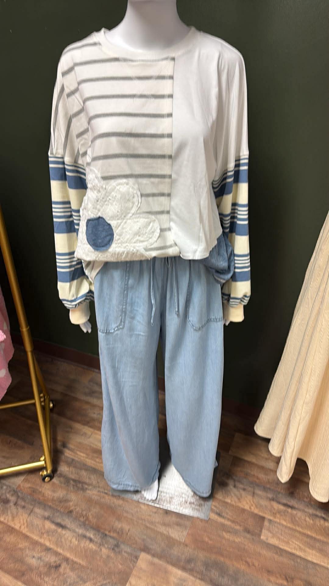 Denim wide leg synched waist pants