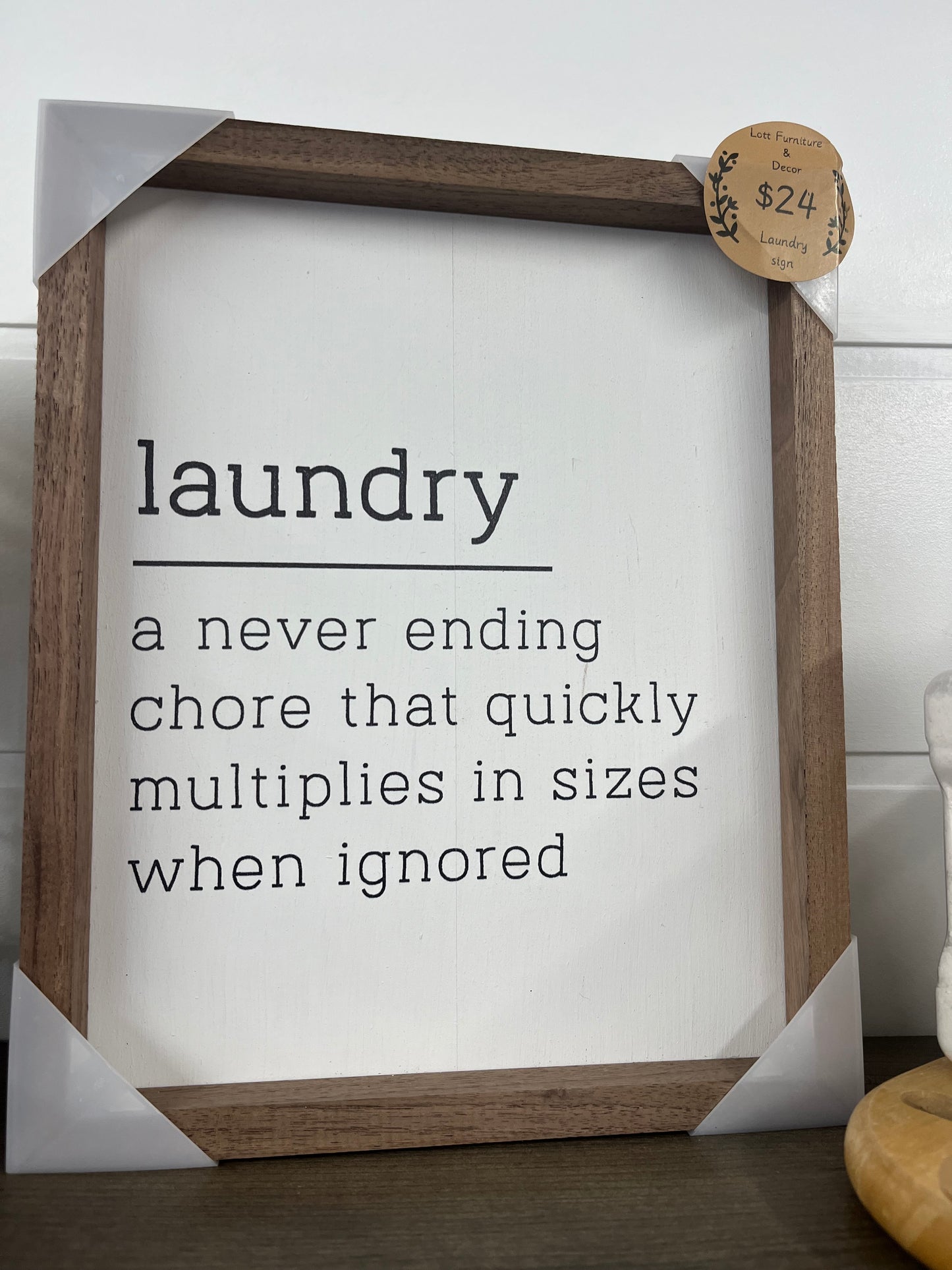 Laundry sign