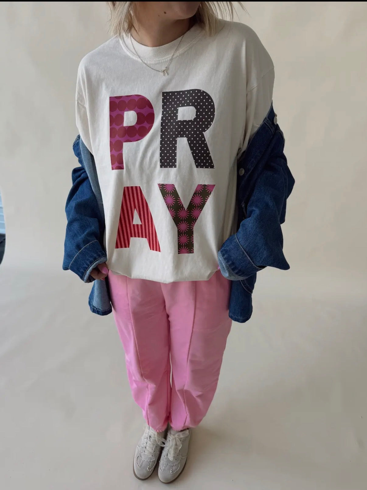 Pray tee