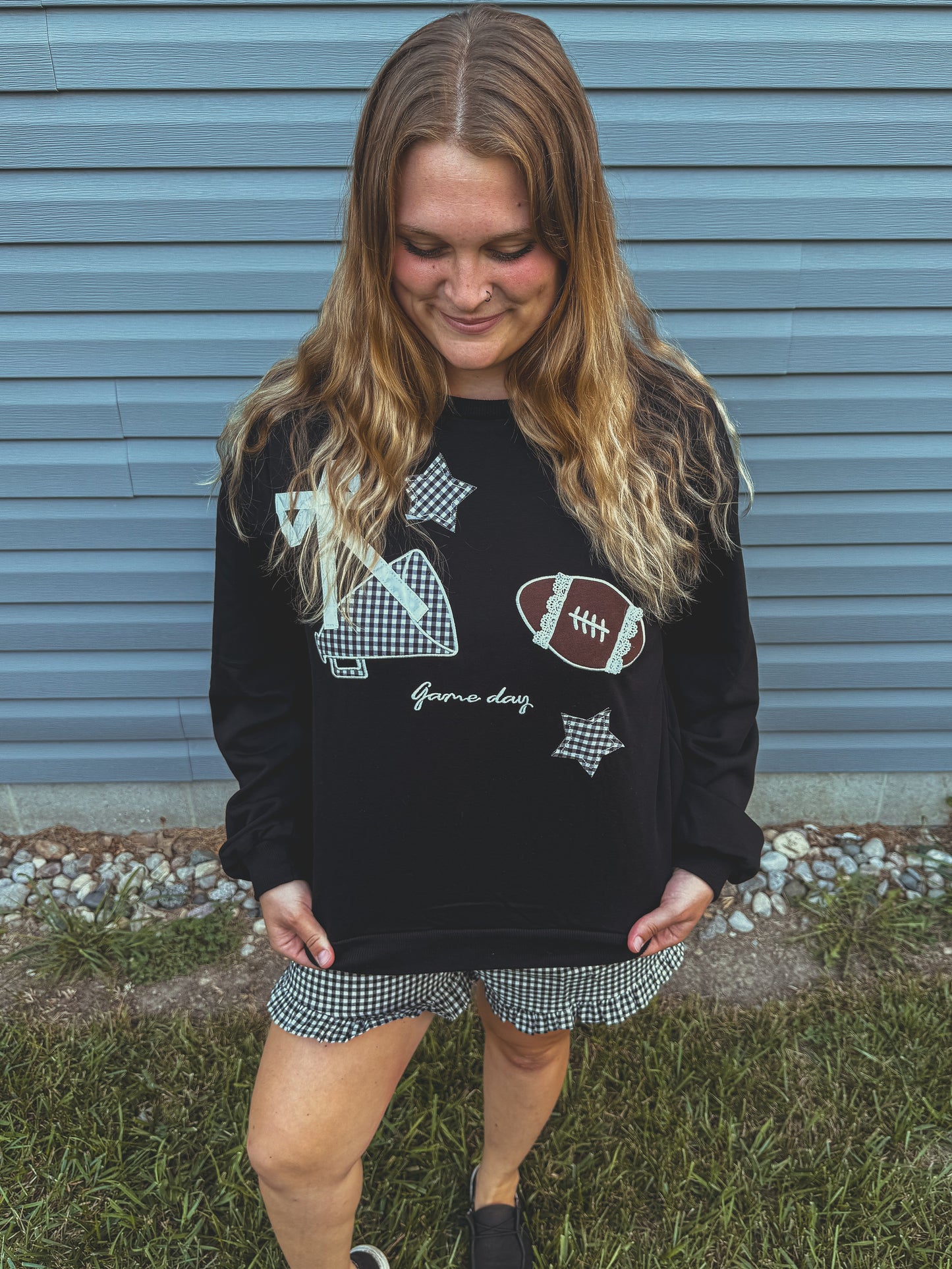 Patchwork gameday black or red crewneck 🏈✨