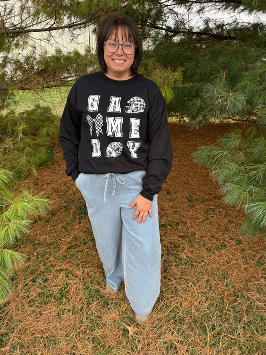 Black game day crew neck