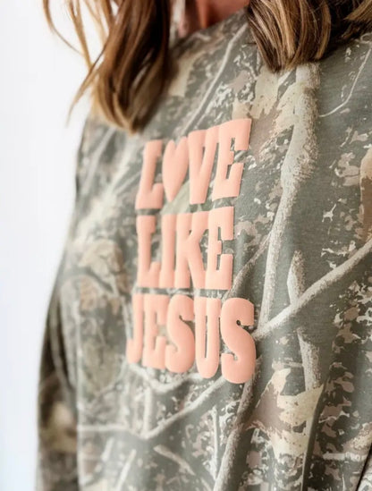 Love like Jesus camo long sleeve ✨🤎