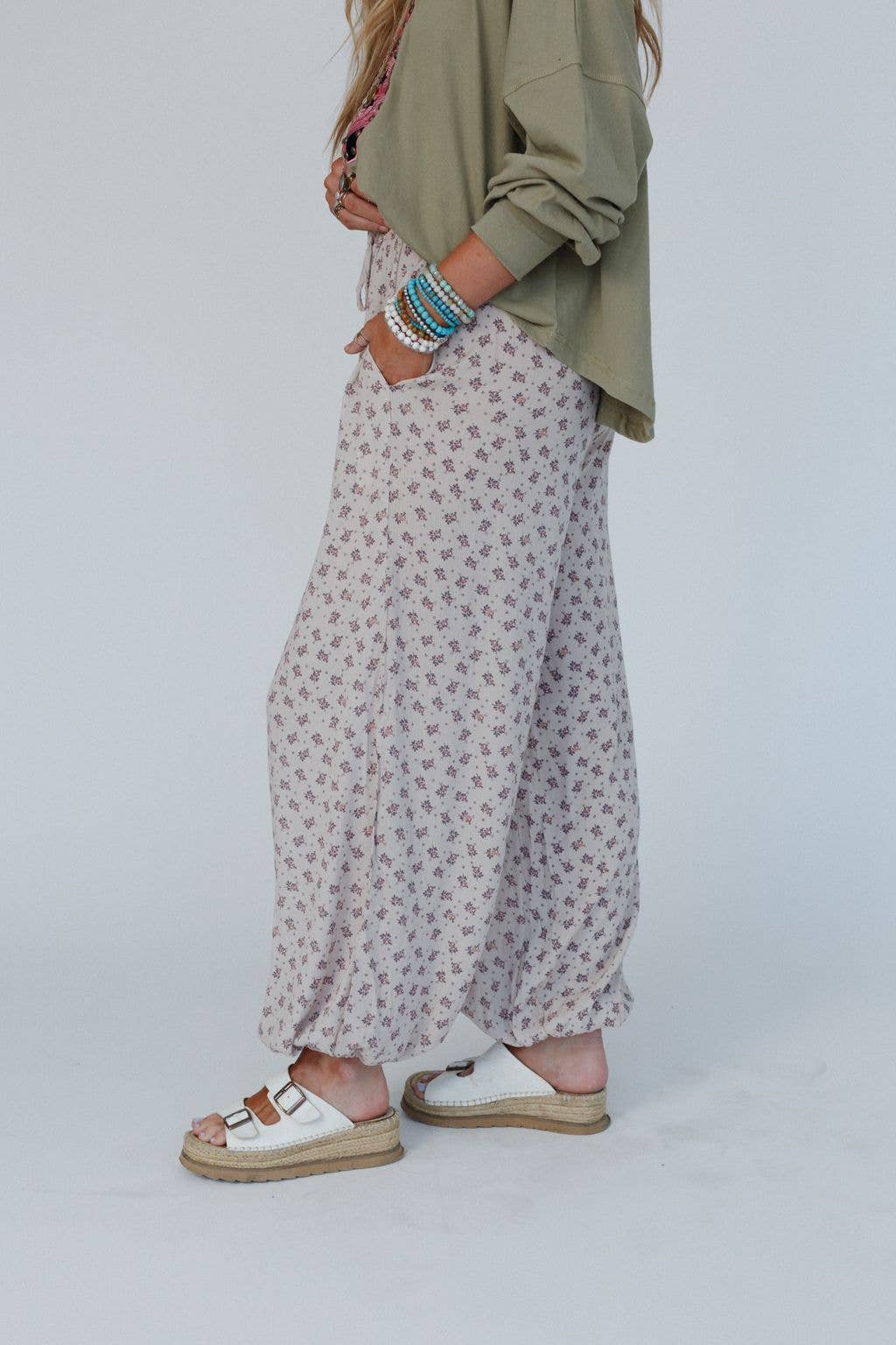 Emberlyn Wide Leg Cinched Pants - Taupe