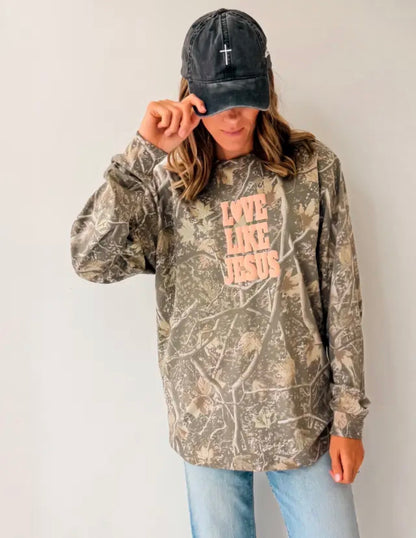 Love like Jesus camo long sleeve ✨🤎