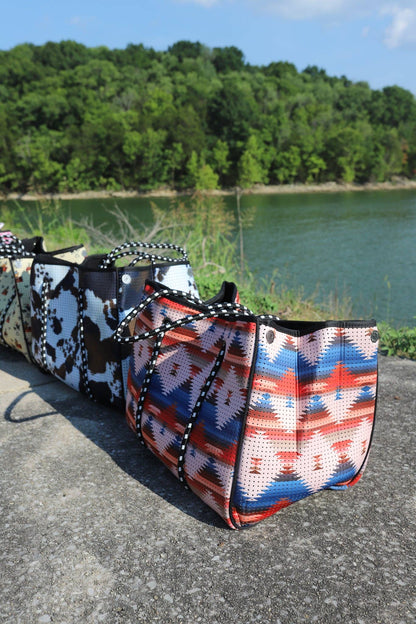 Large Tote in Aztec