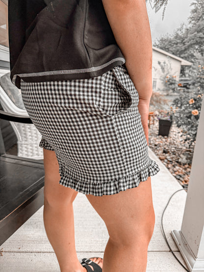 Gingham shorts black or red❤️🖤🏈✨📣