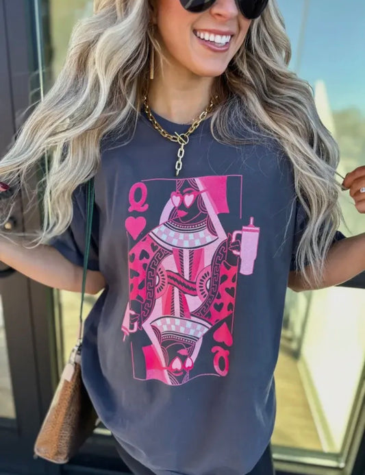 PREORDER Queen of hearts tee