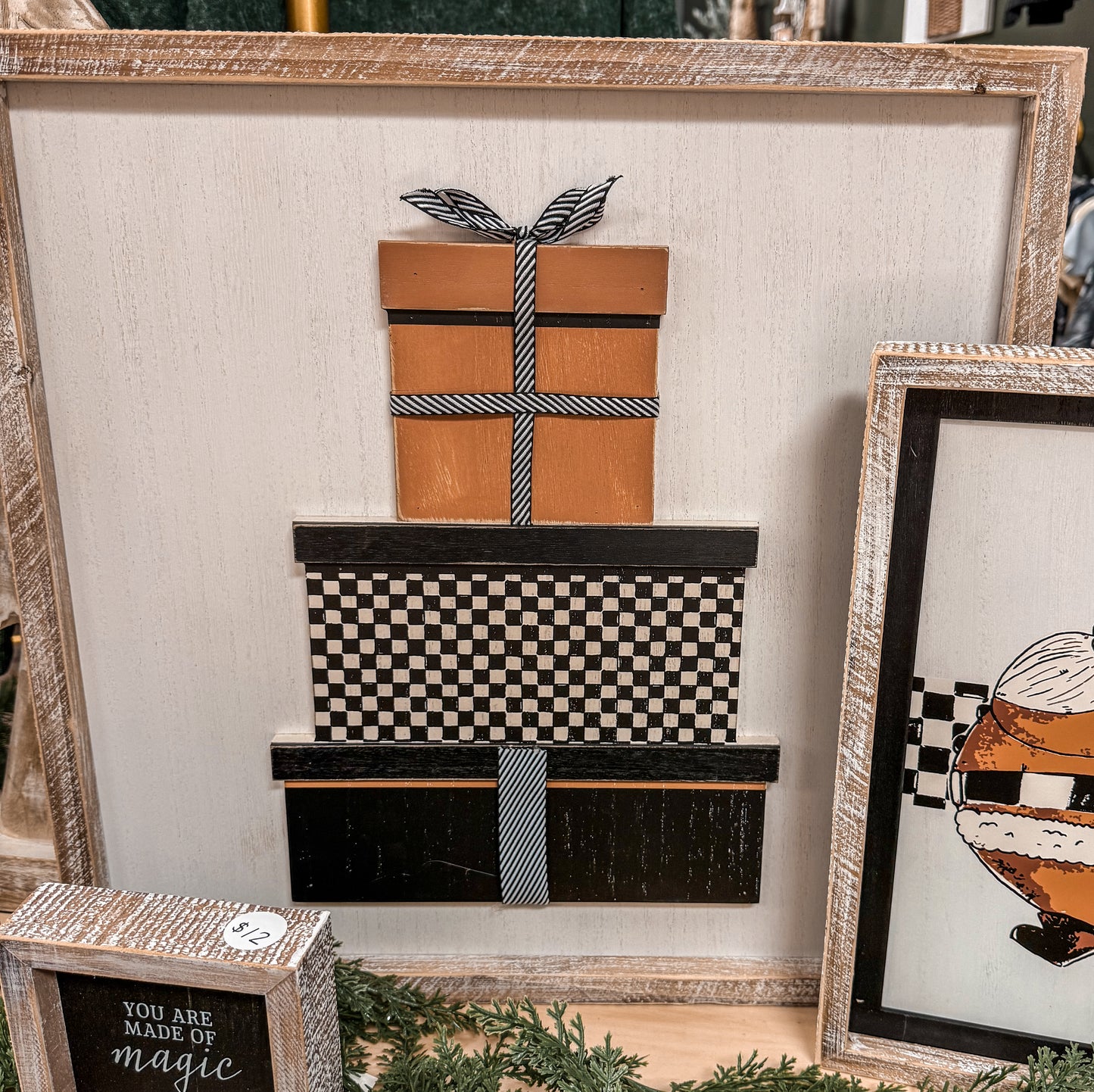 Tiered gift box picture