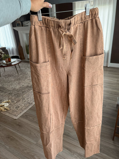 Mocha mineral wash pants🤎