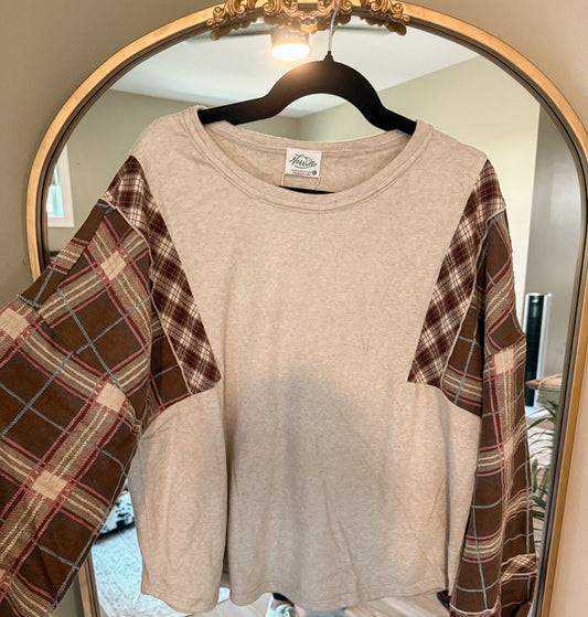Plaid sleeve oatmeal top✨