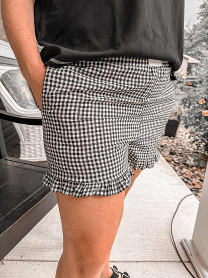 Gingham shorts black or red❤️🖤🏈✨📣