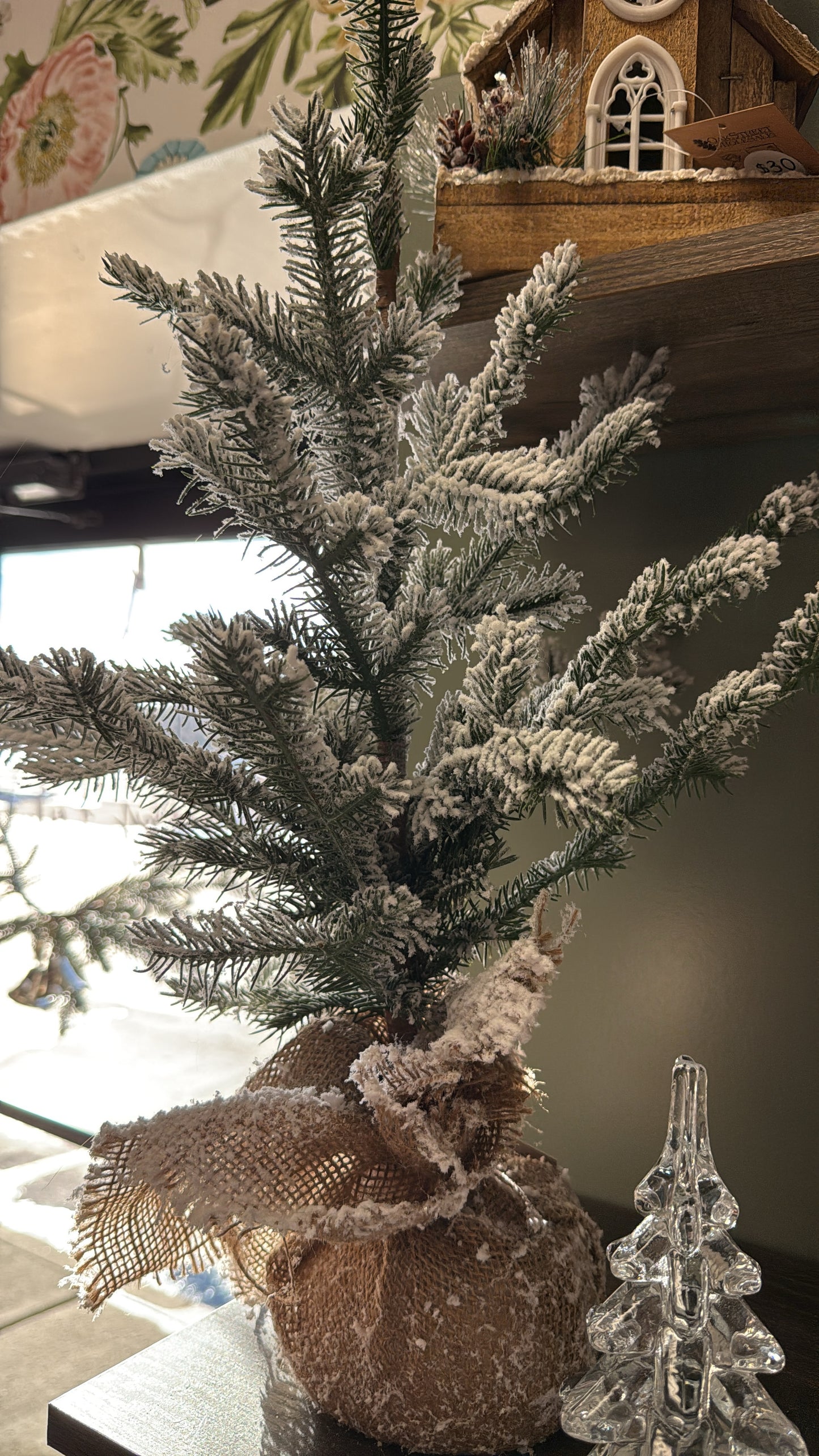 Flocked pin tree